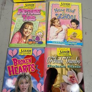 Disney’s Lizzie McGuire book box set of 4 Vintage